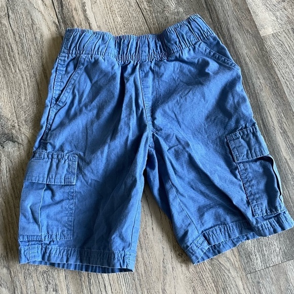 Children’s Place Blue Cargo Shorts, size 6 - Picture 1 of 3